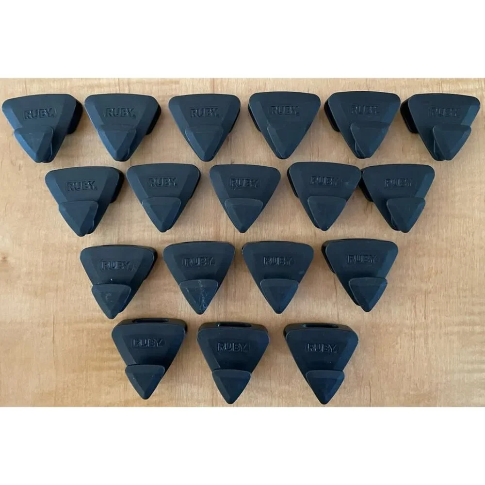 Black Ruby Space Triangle Hanger Hooks (18 Value Pack)